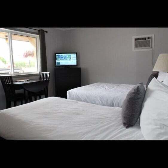 Maple Leaf Motel & Rv Resort