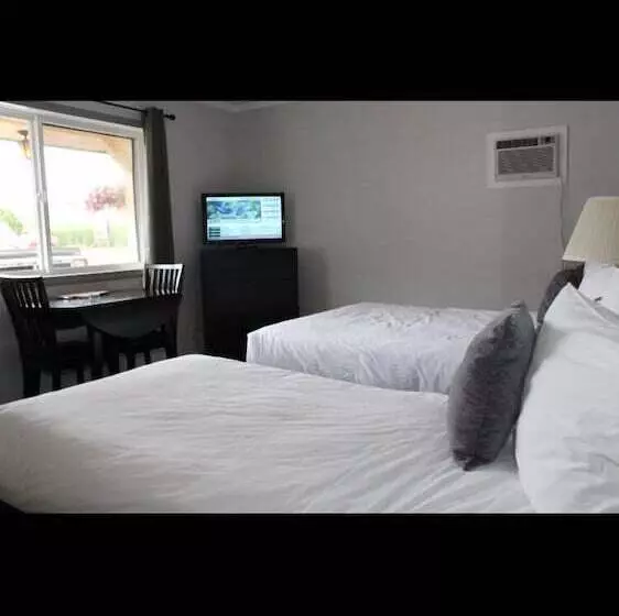 Maple Leaf Motel & Rv Resort