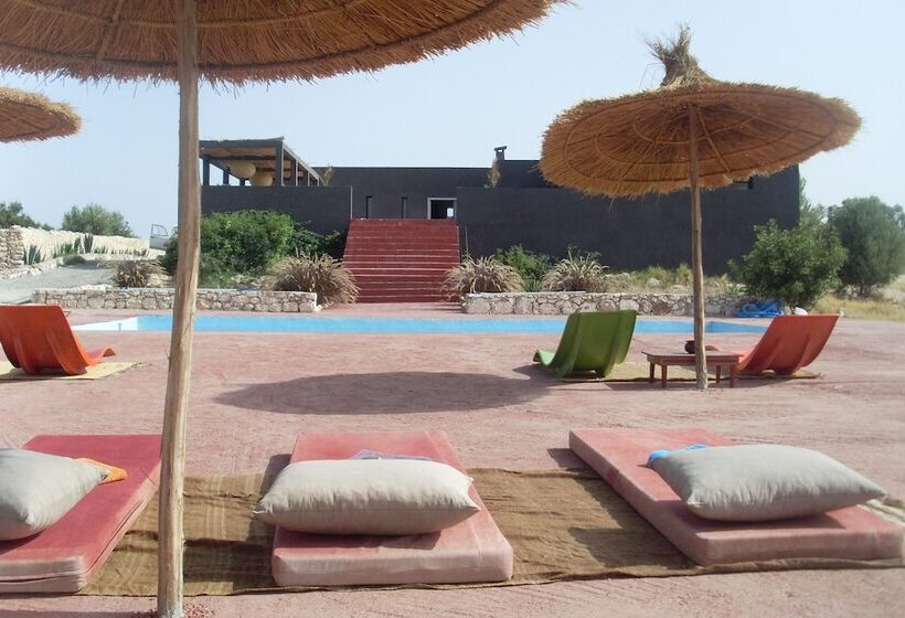 بنسيون La Negra