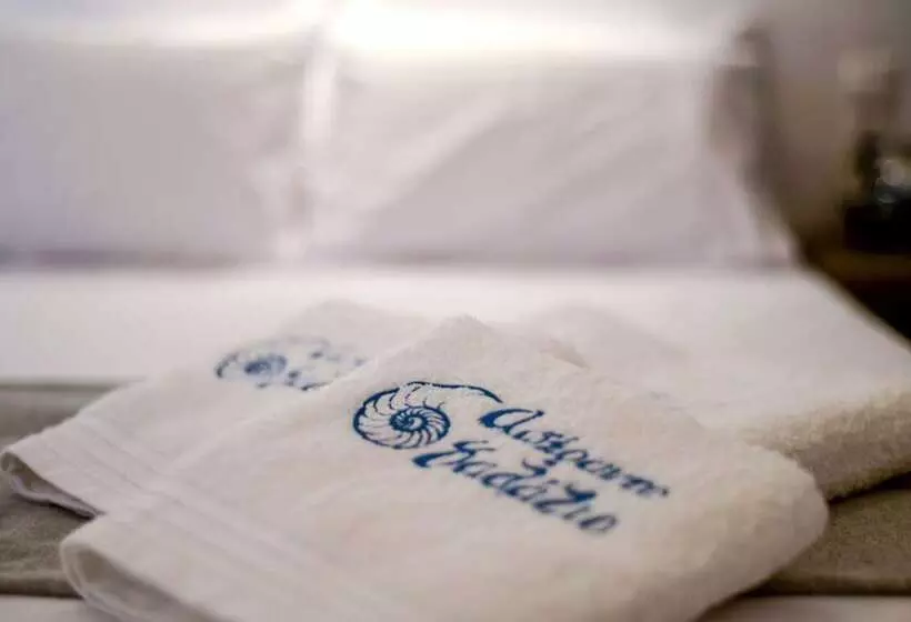 Majatalo The Big Blue