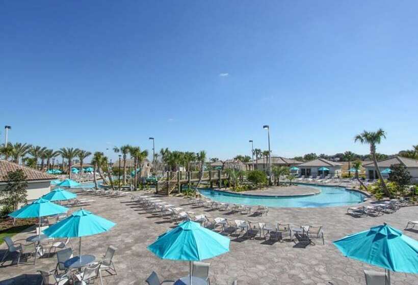 Private Resort Home 1131