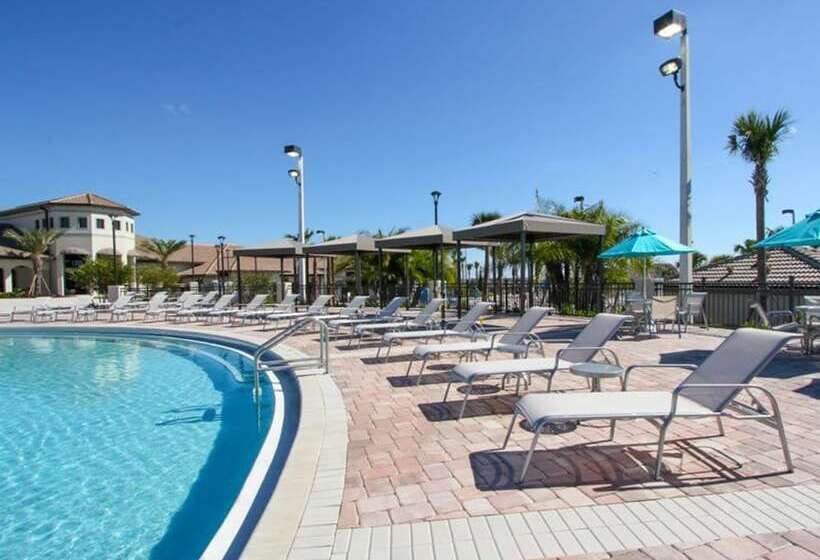 Private Resort Home 1131