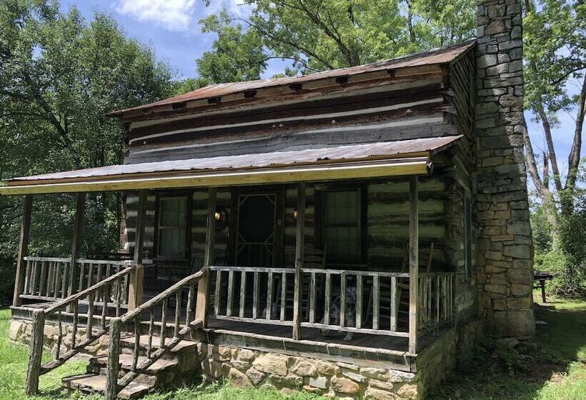 Smokey Mtn. Romantic Handcrafted Cabins