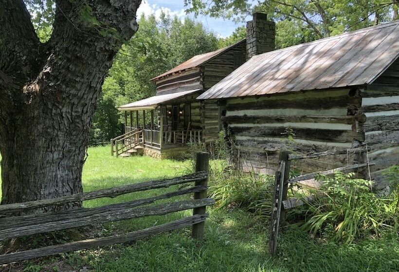 Smokey Mtn. Romantic Handcrafted Cabins