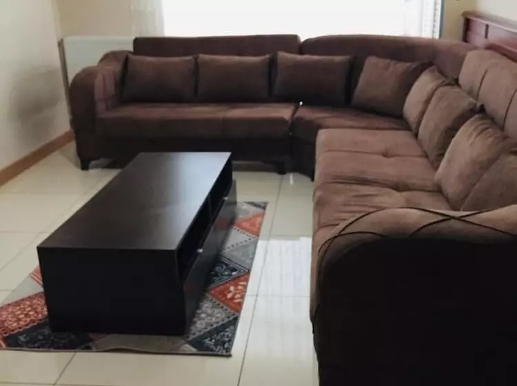Zeus Apart Otel