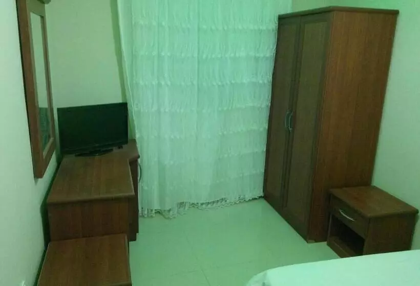 Zeus Apart Otel