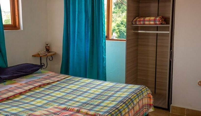 Hostal Apapachoa   Hostel