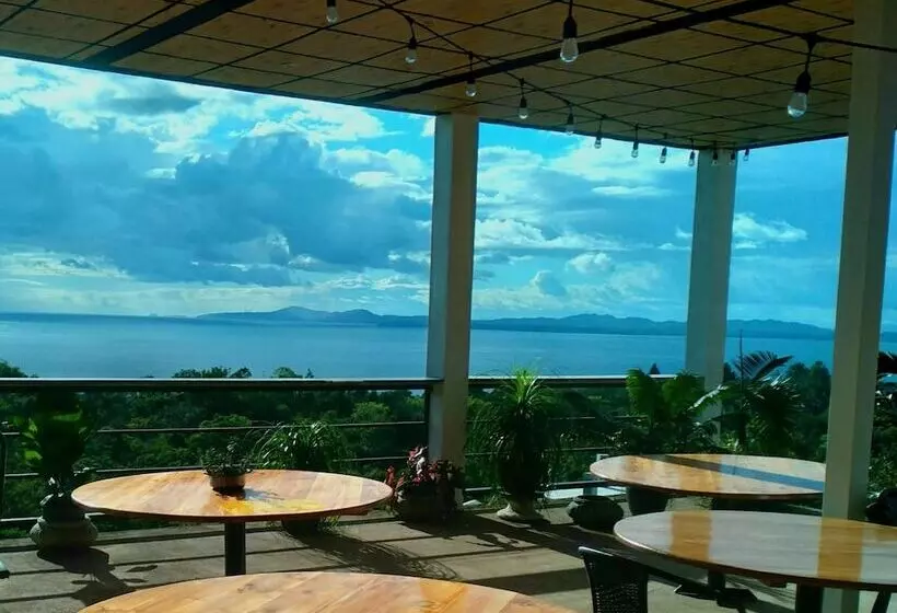Casa Blanca Hill