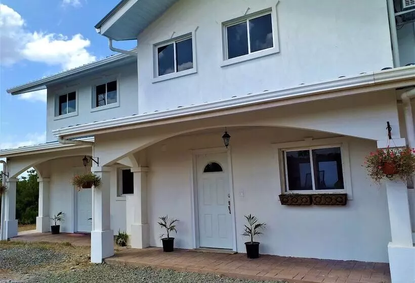Casa Blanca Hill