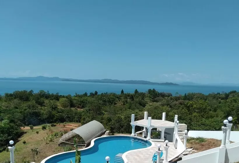 Casa Blanca Hill