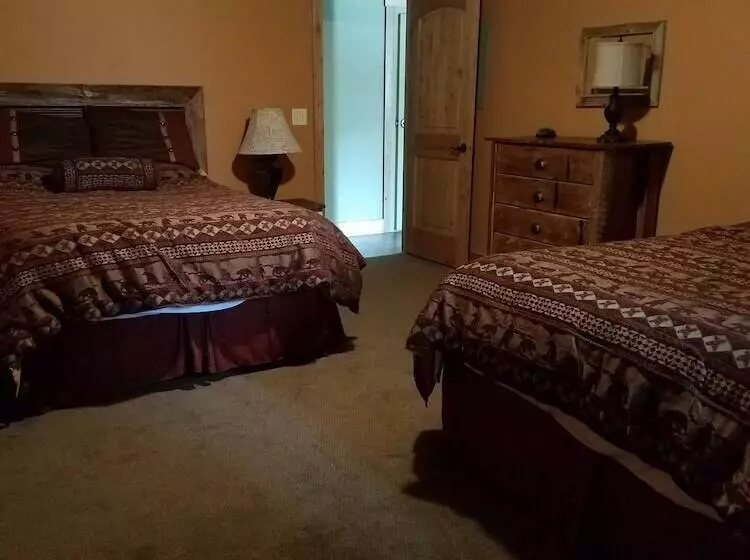 ホテル 406 Lodge At Yellowstone