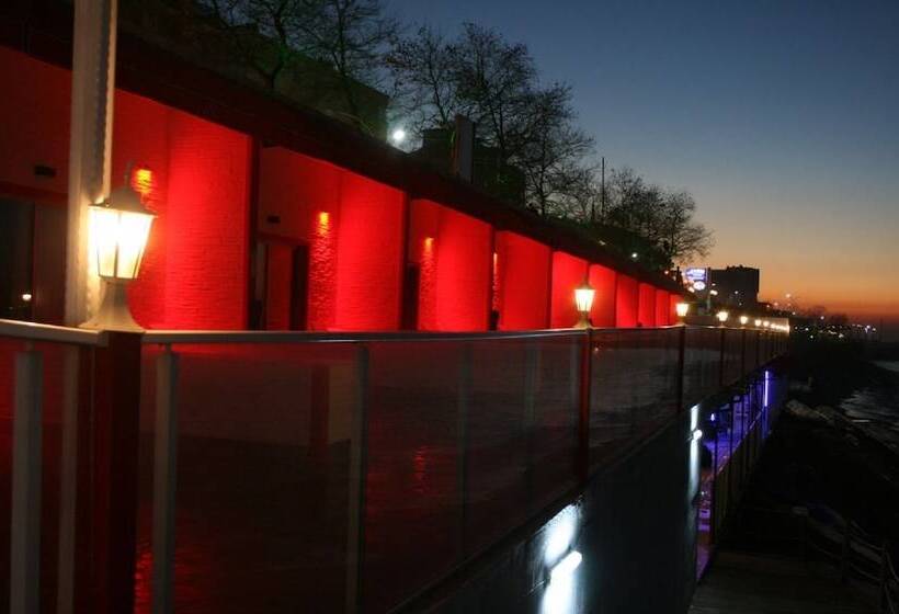 ホテル Beyaz Cinar Butik