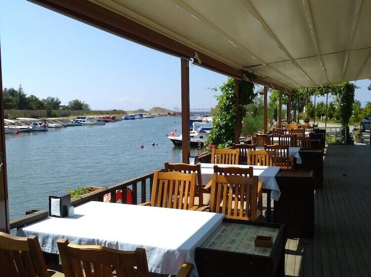 Отель Deniz Kizi