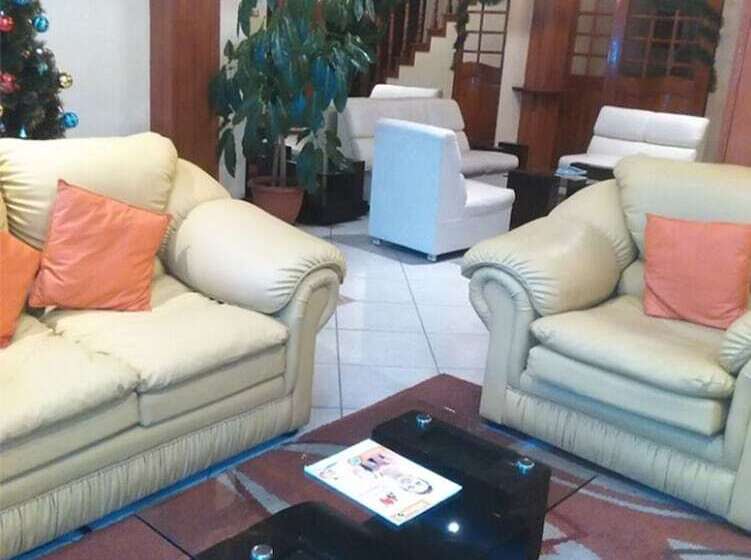 בית מלון כפרי Don Sam