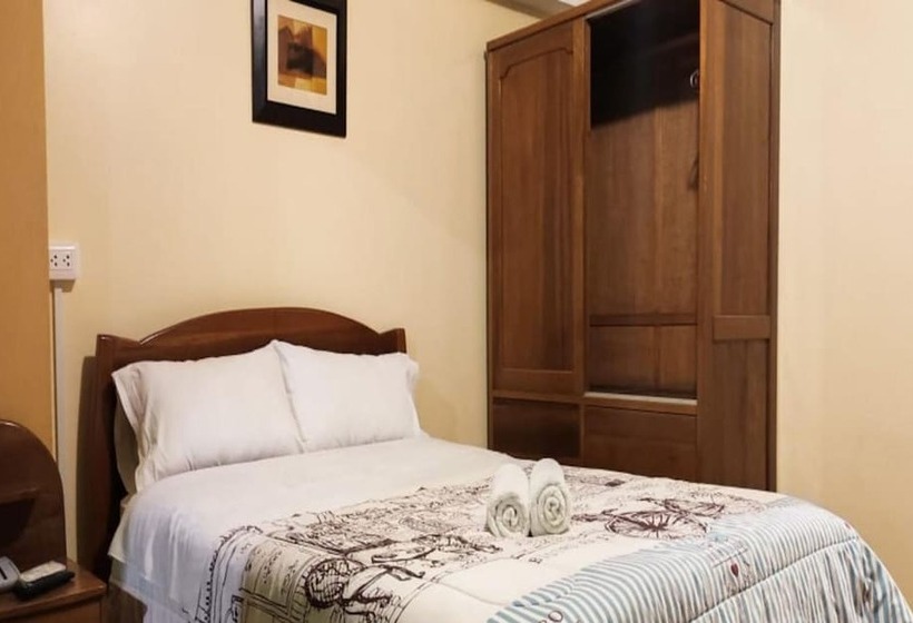 בית מלון כפרי Don Sam