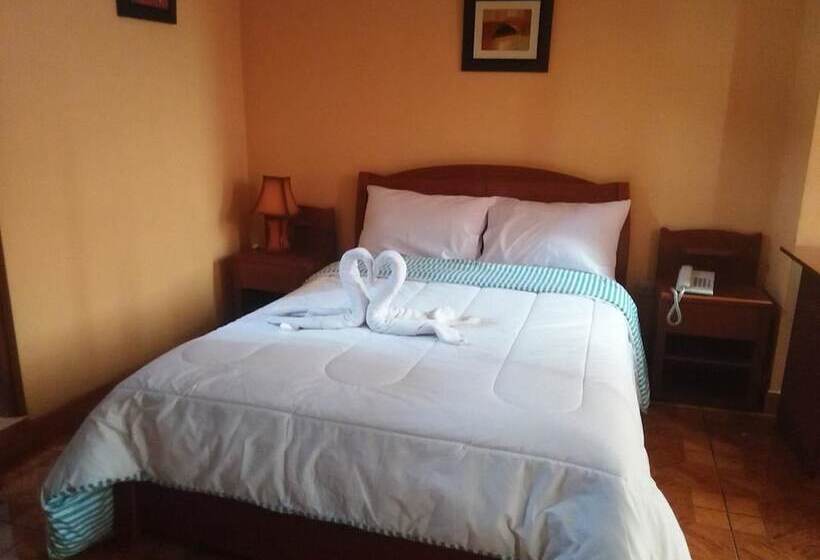 בית מלון כפרי Don Sam