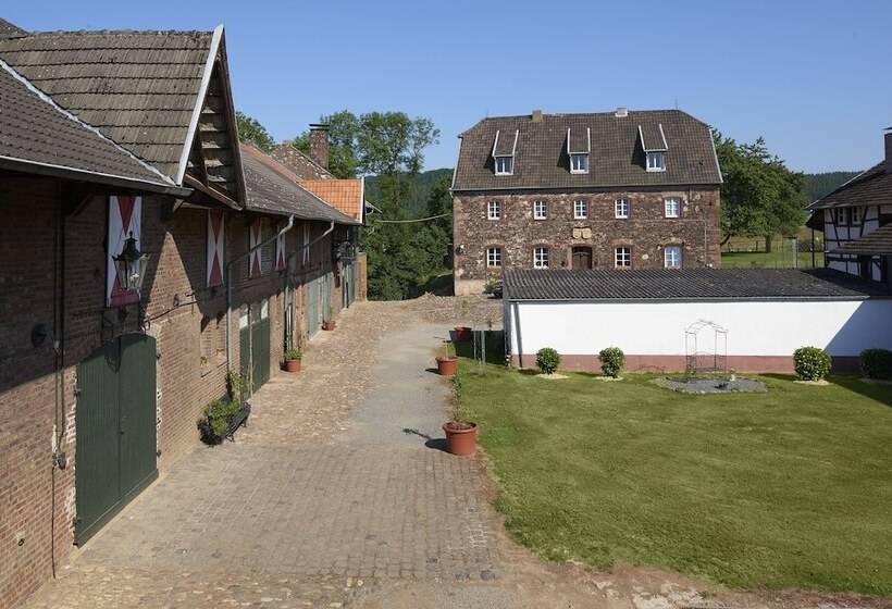 酒店 Ferienwohnungen Burg Blens