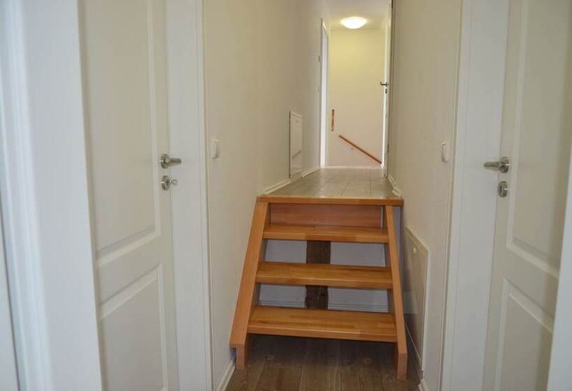 酒店 Ferienwohnungen Burg Blens