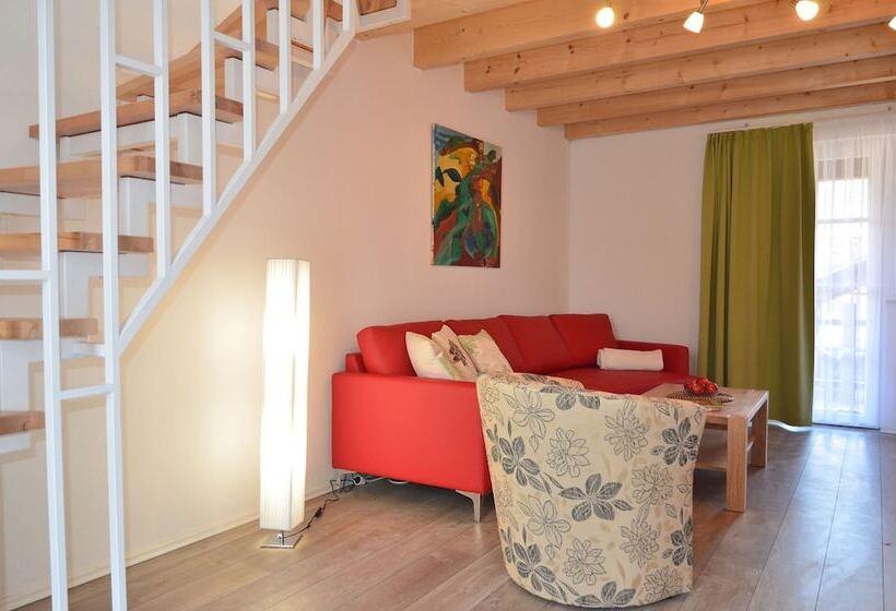 酒店 Ferienwohnungen Burg Blens