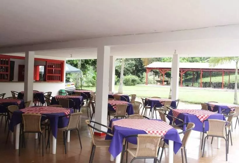 ホテル Hacienda El Caney