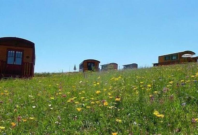 ホテル Les Roulottes Des Korrigans