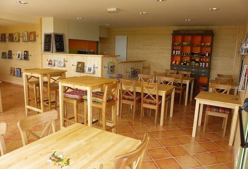 ホテル Les Roulottes Des Korrigans