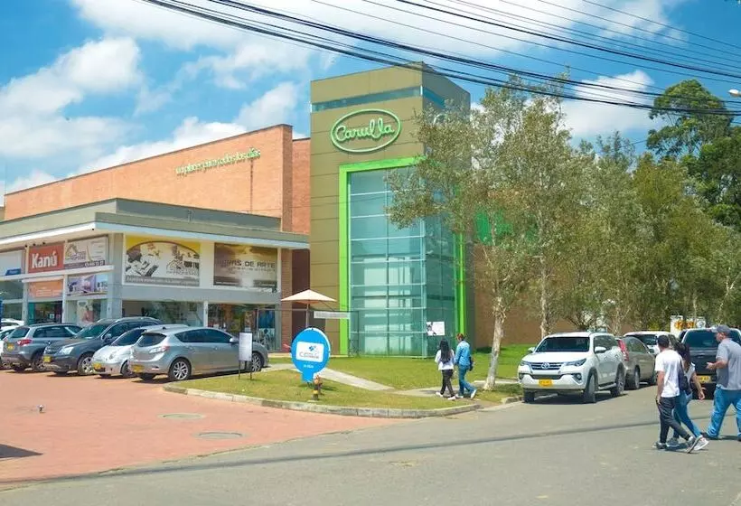 Hotelli Llano Grande Airport