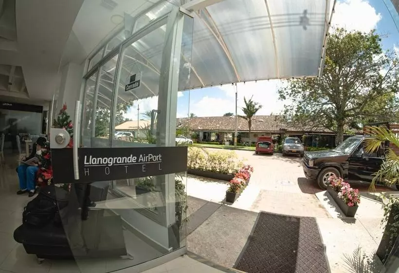 Hotelli Llano Grande Airport