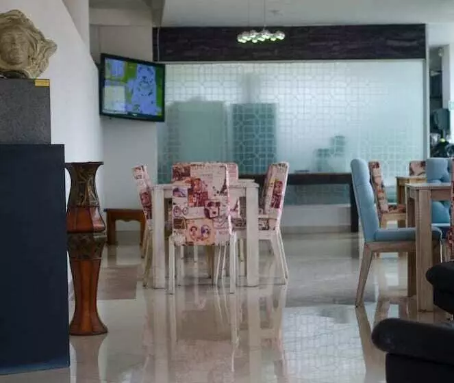 Hotelli Llano Grande Airport