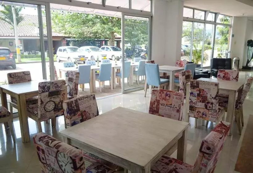 Hotelli Llano Grande Airport