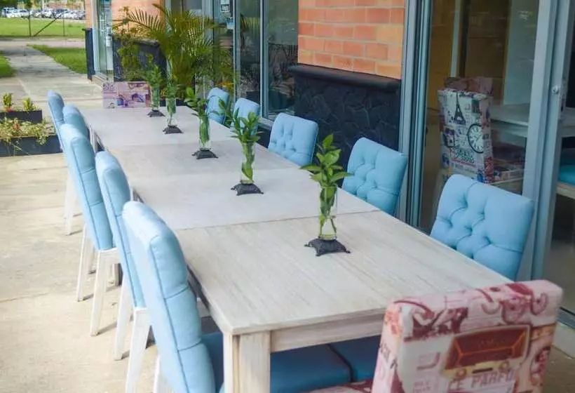 Hotelli Llano Grande Airport