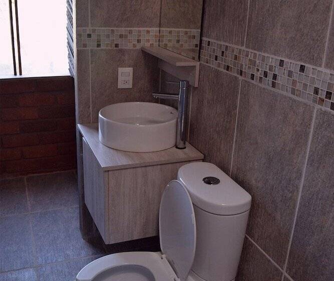 בית מלון כפרי Navalia