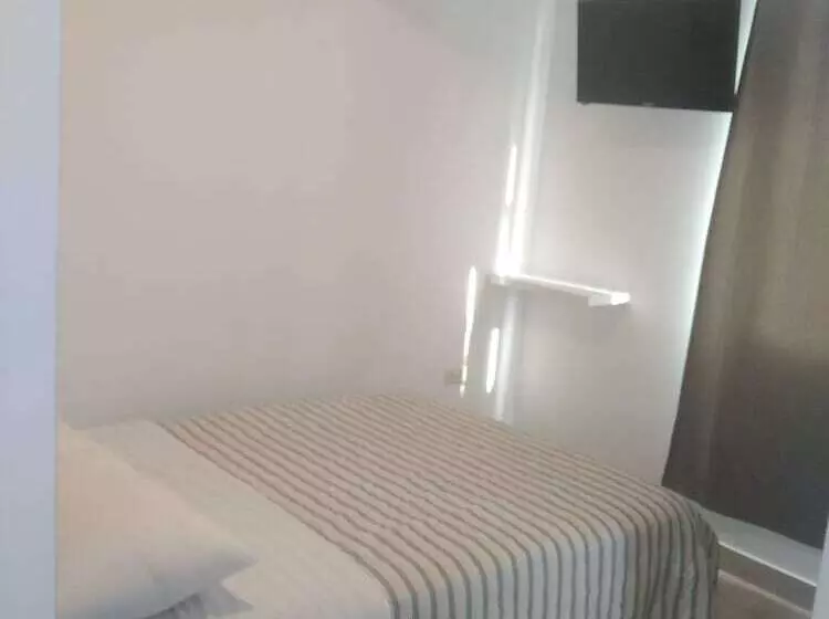 Hotelli Nuna Chak Hostel & Café