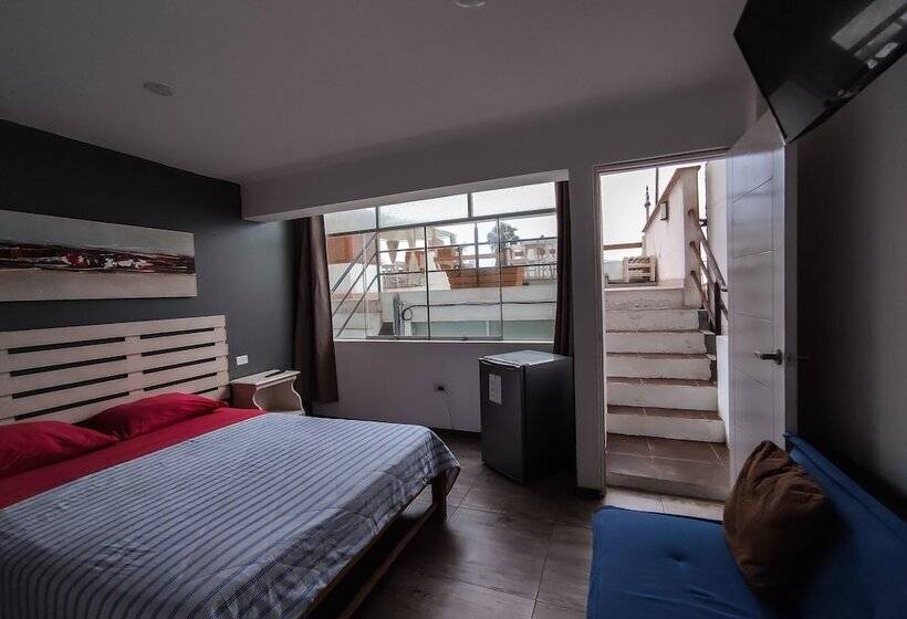 Hotel Nuna Chak Hostel & Café