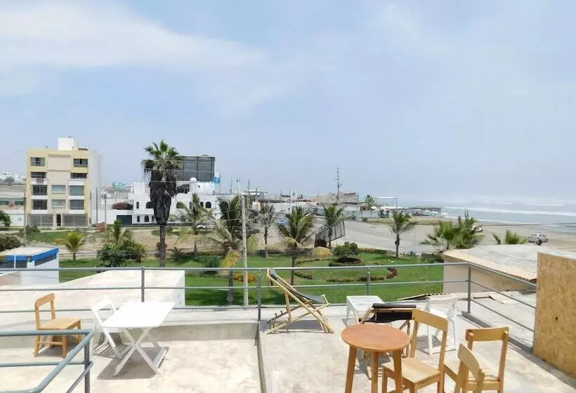 Hotelli Nuna Chak Hostel & Café