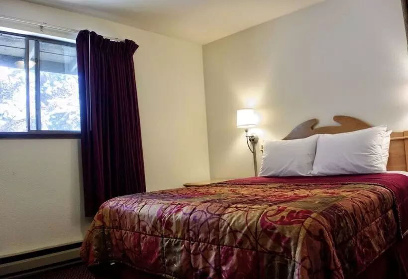 Hotelli Olympic Suites Inn