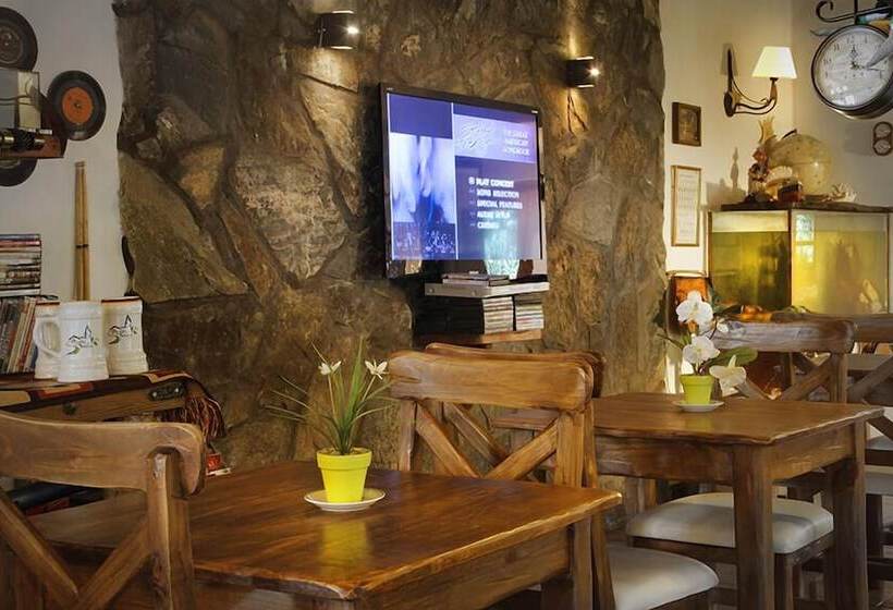 Hotel Posada Del Sauce