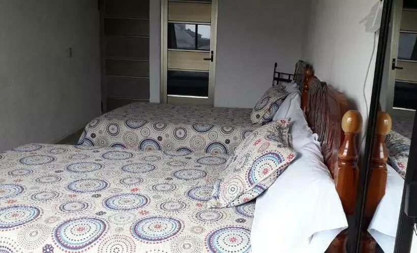 ホテル Posada Sernichari