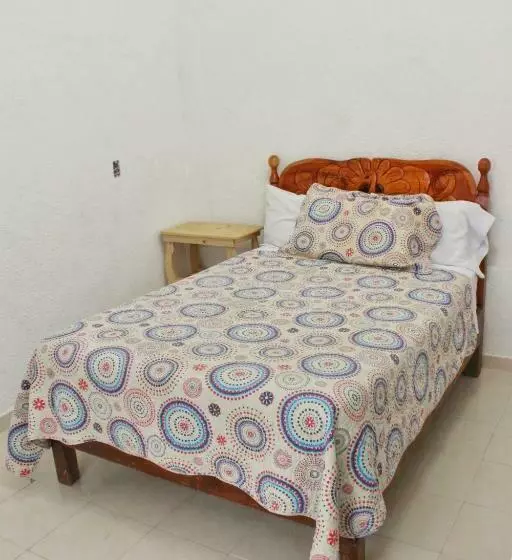 ホテル Posada Sernichari