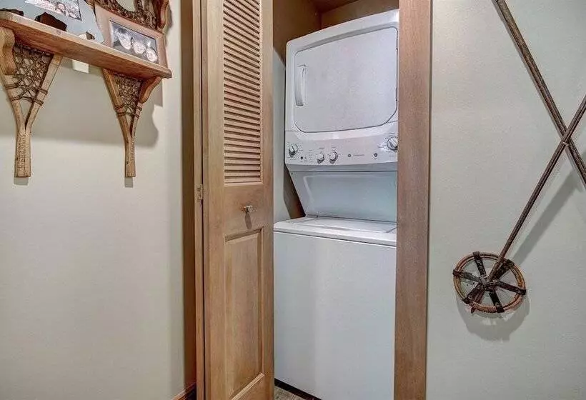 هتل Premier 1 Bedroom Ski In, Ski Out Lone Eagle Condo With The Best Access To Skiing In Keystone