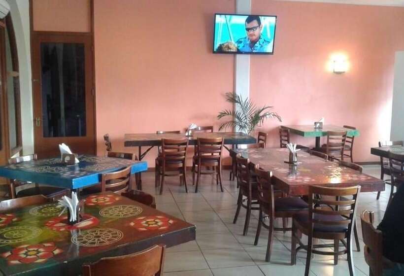 هتل Residence Inn Nickerie