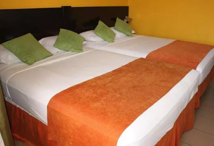 هتل Residence Inn Nickerie