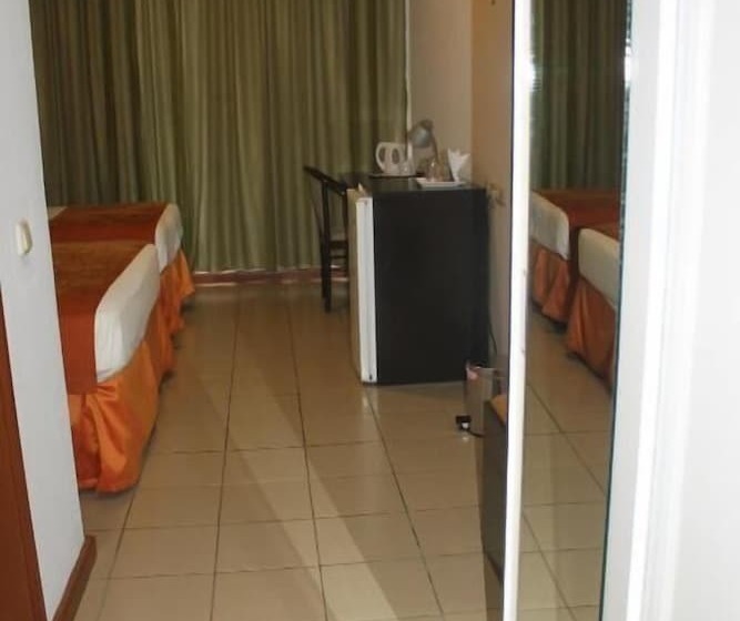 هتل Residence Inn Nickerie