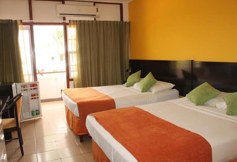 هتل Residence Inn Nickerie