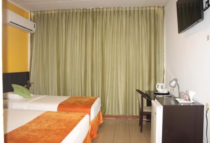 هتل Residence Inn Nickerie