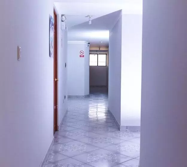 هتل Residencial Tamia