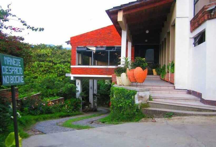 هتل San Luis De La Sierra