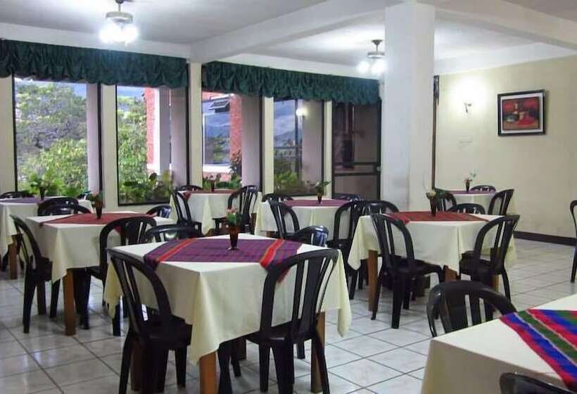 هتل San Luis De La Sierra