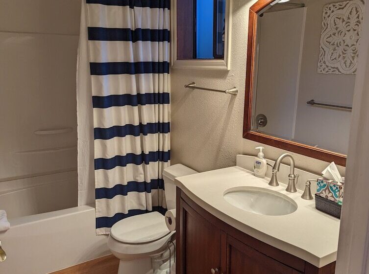 ホテル The Landmark Inn On Orcas Island