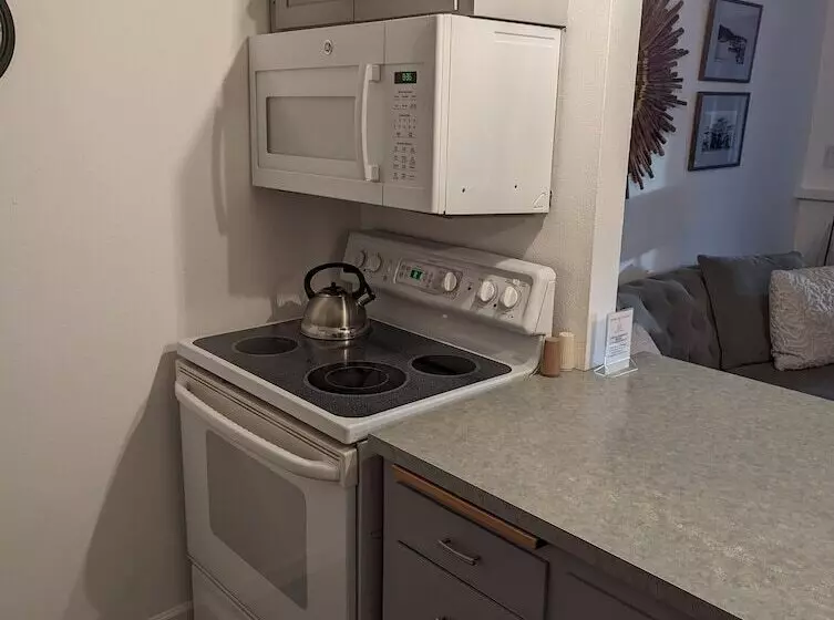 Hotelli The Landmark Inn On Orcas Island